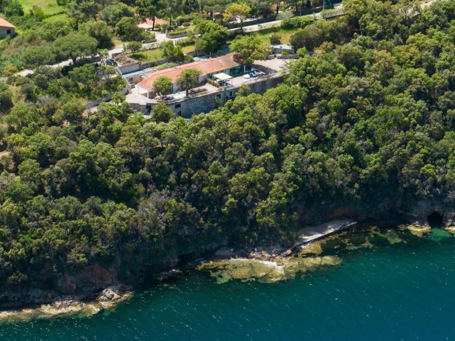 Casa William - Villa E 2 Dependance Porto Azzurro Exterior photo